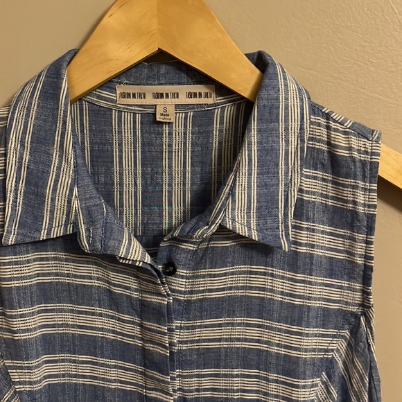 Adorable retro blue and white stripped dress - Picture 2 of 6